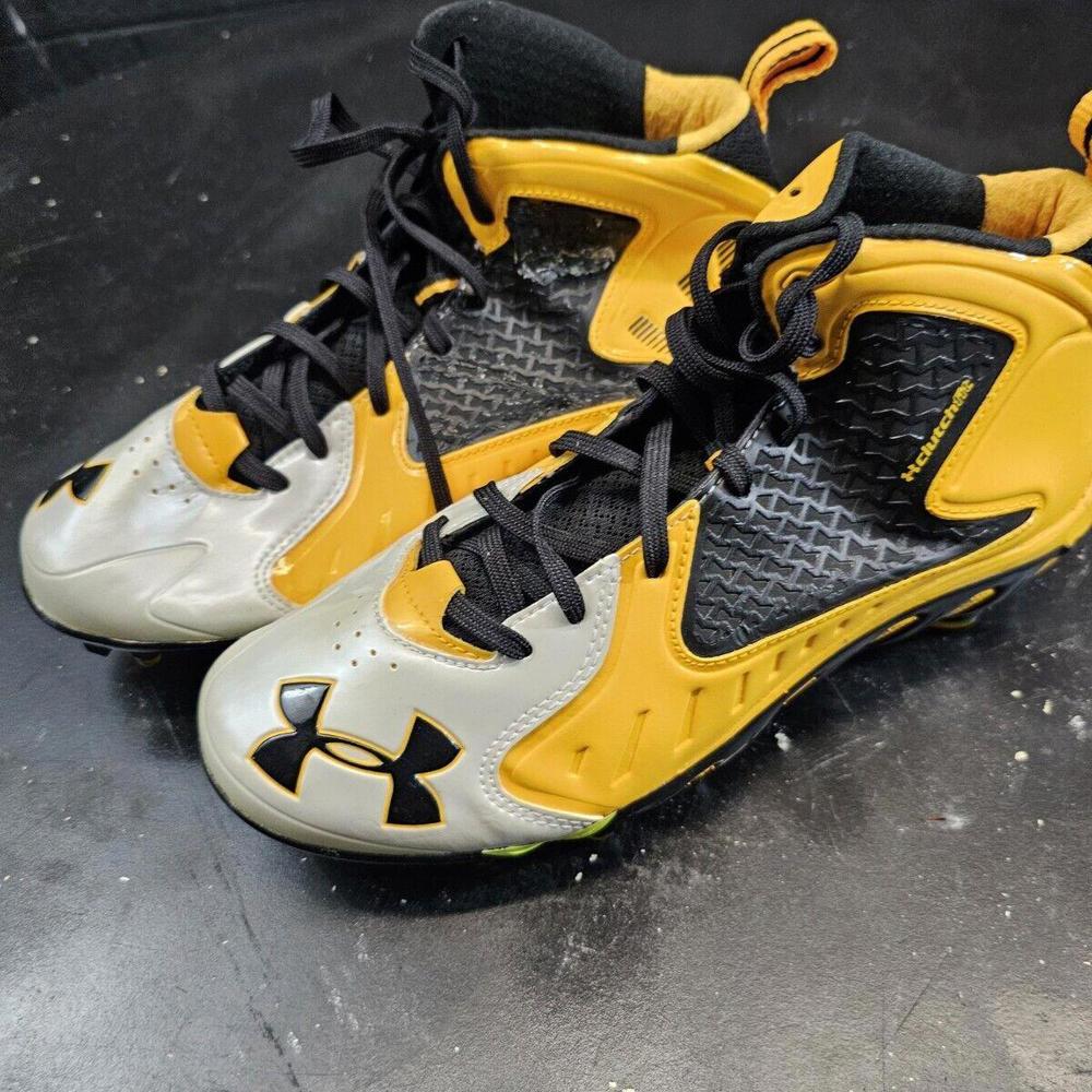 Under Armour Men's Clutchfit Football Shoes Sz. 8.5 1258021 071